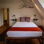 De Pedra E Sal Hostel&suites Hostel *