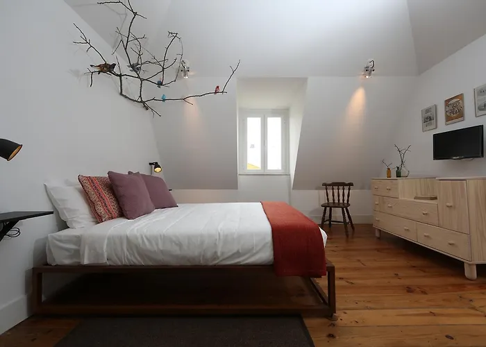 De Pedra E Sal & * Σετούμπαλ