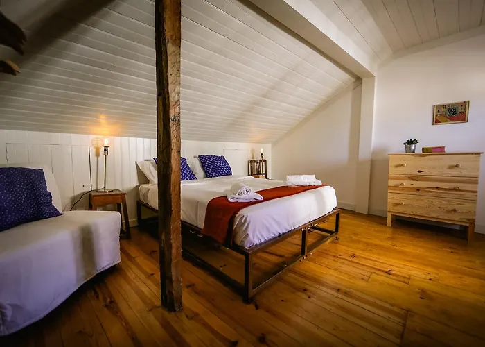 De Pedra E Sal & Hostal Setúbal