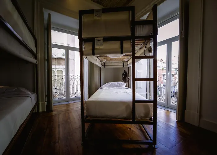 De Pedra E Sal & * Σετούμπαλ